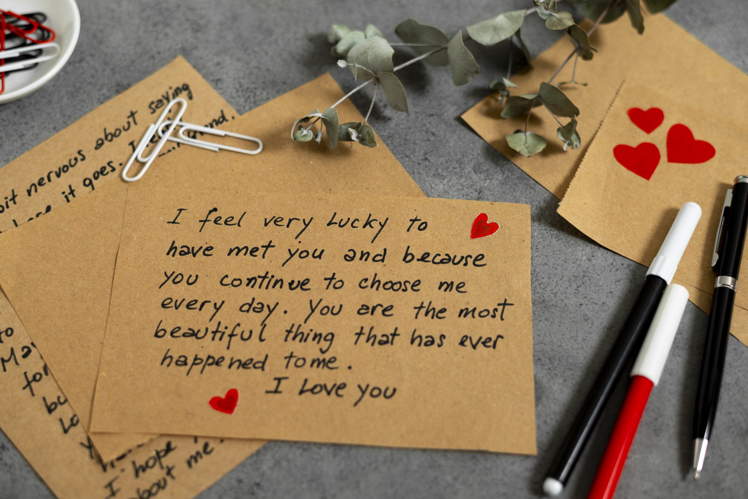 love-letter-note-with-collection-romantic-stationery